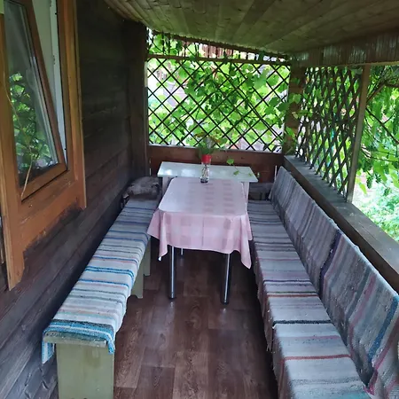 Starovitska Hata - Ethno-cottage & Veranda -