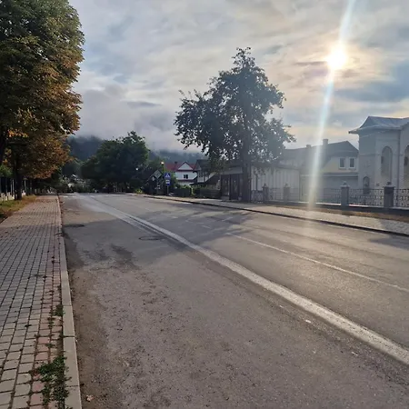Starovitska Hata - Ethno-cottage & Veranda -
