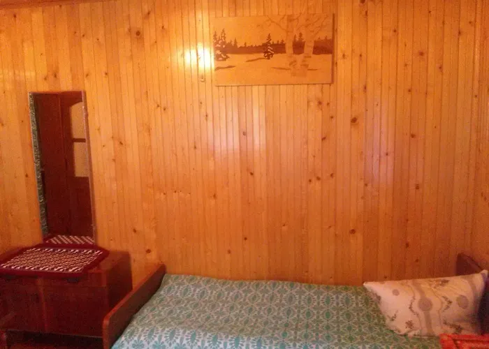 Starovitska Hata - Ethno-cottage Verchovyna